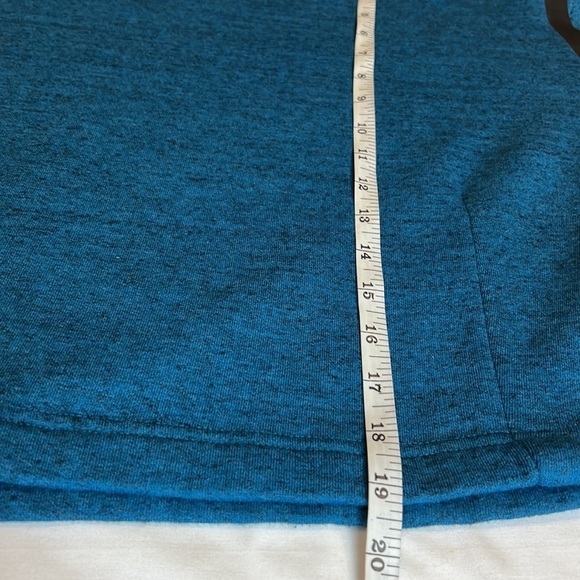 Nike Track & Field Teal Blue Cropped Sweatshirt SZ XL - Picture 10 of 12